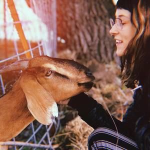 Meet your Posher, Andrea